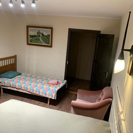 K76 - Very Nice 2-Bedrooms Apartment -2 Big Beds-1 Single Bed Ταρτού Εξωτερικό φωτογραφία