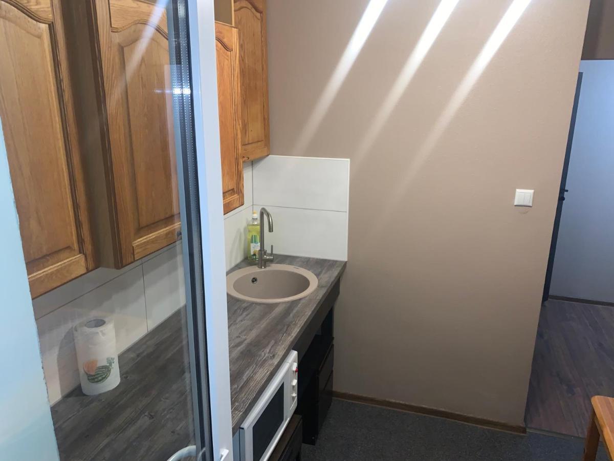 K76 - Very Nice 2-Bedrooms Apartment -2 Big Beds-1 Single Bed Ταρτού Εξωτερικό φωτογραφία