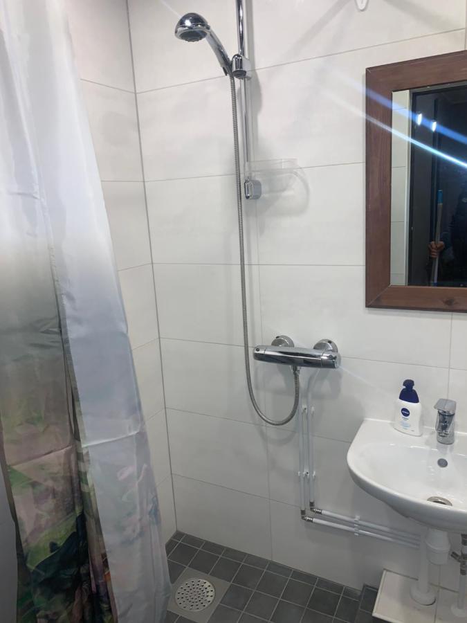 K76 - Very Nice 2-Bedrooms Apartment -2 Big Beds-1 Single Bed Ταρτού Εξωτερικό φωτογραφία